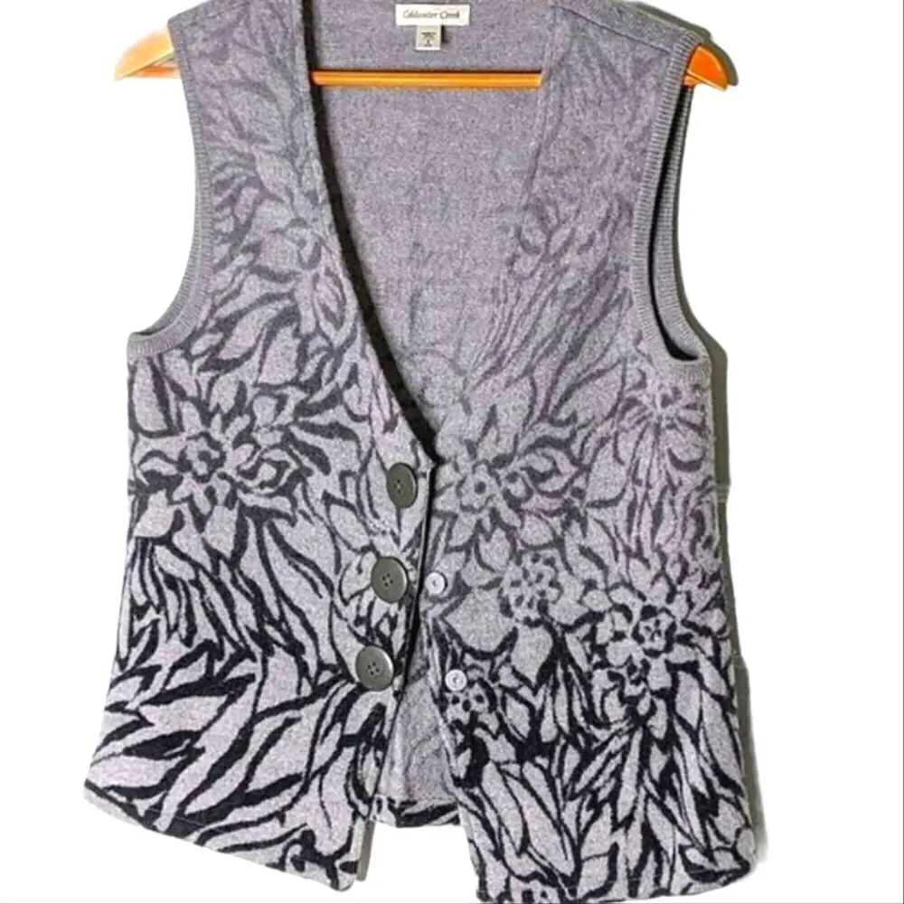 Coldwater Creek Grey Floral 100% Wool V Neck Sweater Vest Size 8